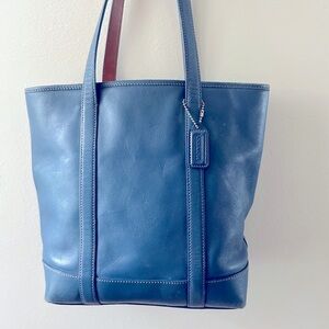 Vintage Coach 5187 Leather Bucket Bag